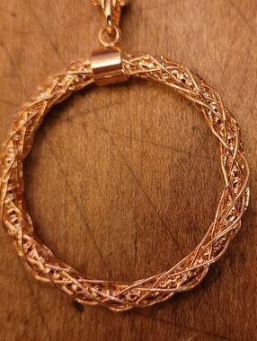 Elegant Rose Gold Braided Circle Pendant Necklace - Women Jewelry